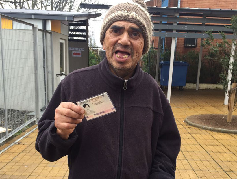 Hombre no pudo votar porque tenía su carnet vencido hace 12 años