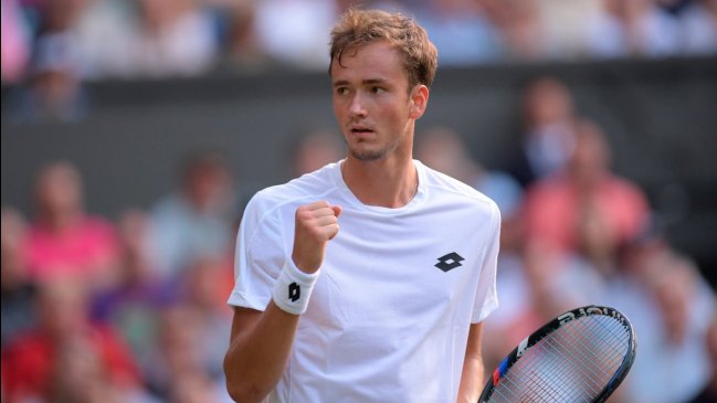 Wimbledon perdió a uno de sus favoritos: Wawrinka cayó ante Medvedev