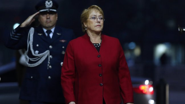 Presidenta Bachelet llamó a candidatos a mantener 