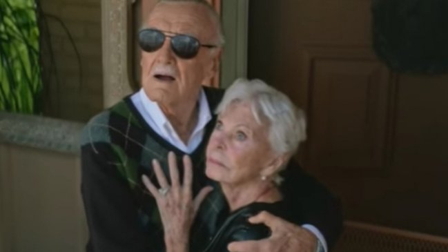 A los 93 años fallece la esposa de Stan Lee