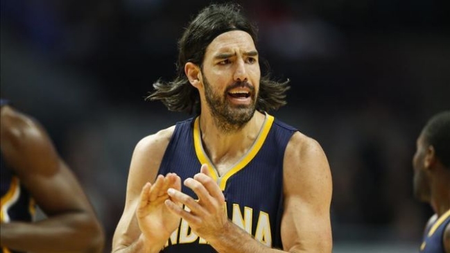Luis Scola dejó la NBA tras 10 años para seguir su carrera en China