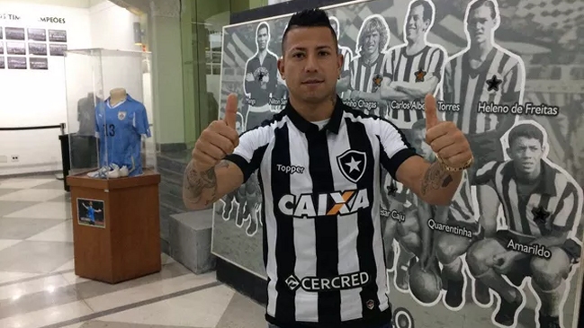 Leonardo Valencia: Opté por Botafogo para dar un salto en mi carrera y jugar la Libertadores