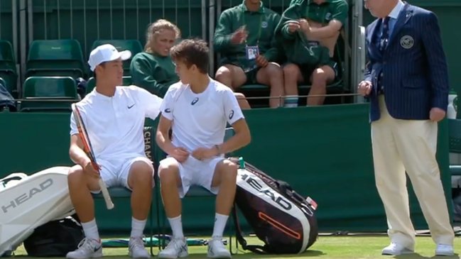 Tres jugadores debieron cambiar su ropa interior por romper el código de vestuario en Wimbledon