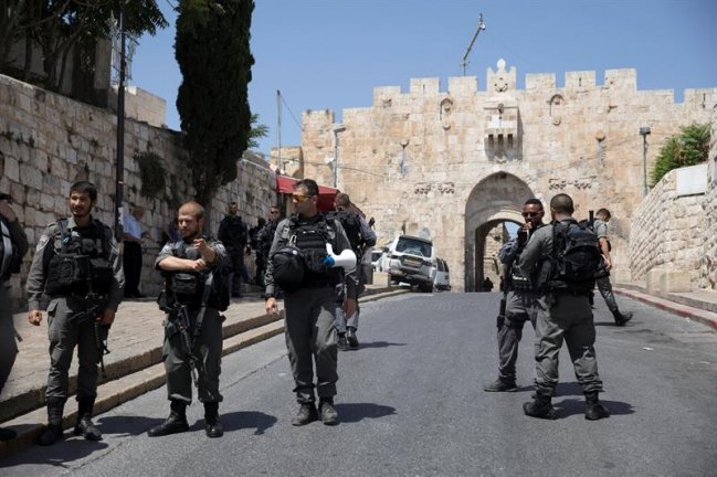 Mueren dos policías israelíes heridos en ataque de Jerusalén