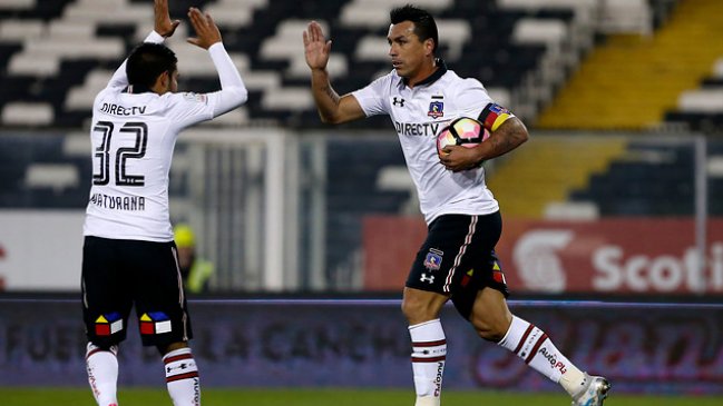 Desde Uruguay aseguraron que Esteban Paredes es prioridad para reforzar a Peñarol