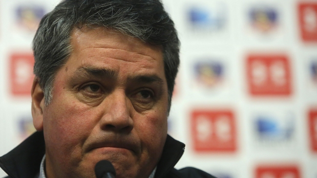 Comisión Fútbol de Blanco y Negro analiza continuidad de Oscar Meneses