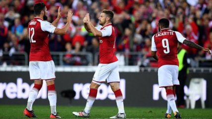 Olivier Giroud causó polémica por ignorar a Lacazette en celebración de un gol