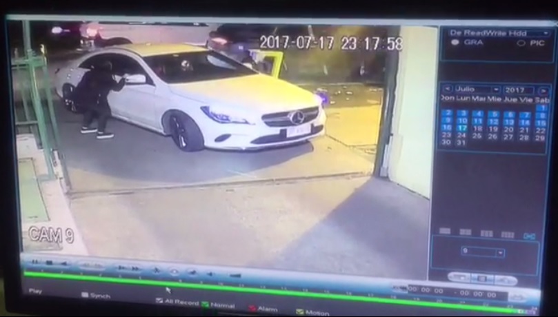 Carabinero evitó robo de vehículo en Ñuñoa