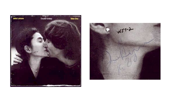 Ponen en venta el disco que John Lennon firmó a su asesino antes de morir
