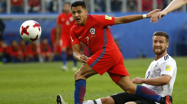 Dirigente de PSG está en Londres para negociar por Alexis