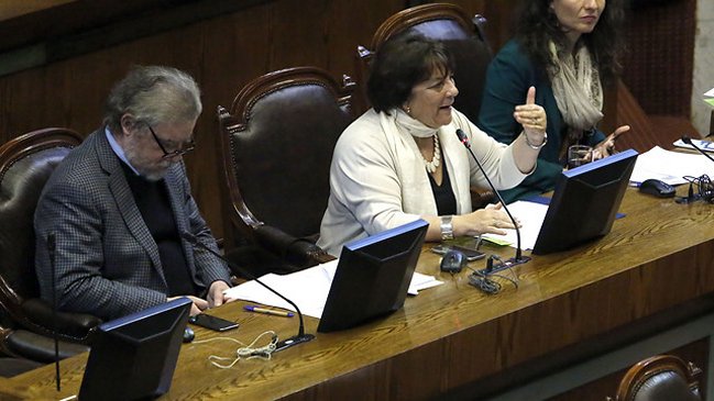 Matrícula de colegios subvencionados que pasarán a pagados asciende a 62 mil alumnos