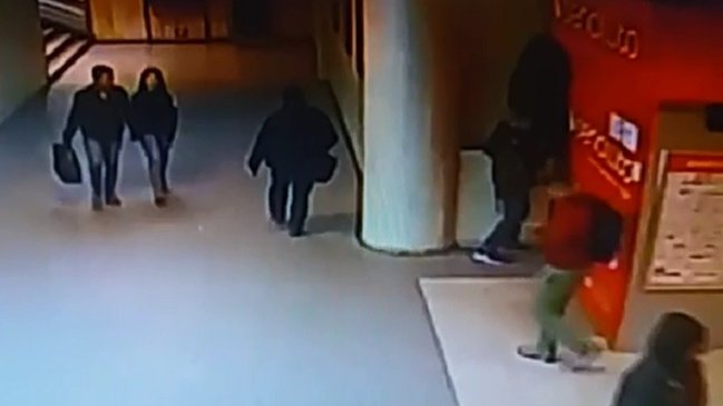 Robo frustrado afectó a local de la Estación Intermodal La Cisterna