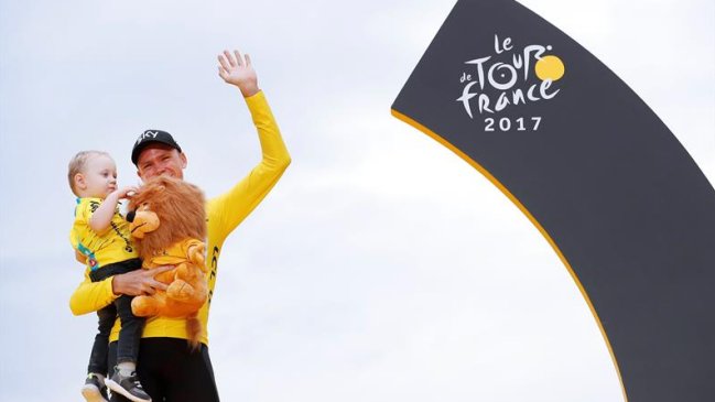 Chris Froome celebró su cuarto título del Tour de Francia en París