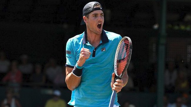 John Isner se quedó con la corona del ATP de Newport