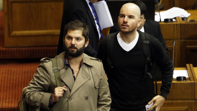 De dirigentes estudiantiles a compañeros de casa: Jackson y Boric viven juntos en Valparaíso