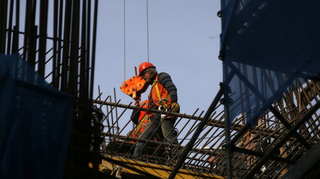 Desempleo en el Gran Santiago subió a 8 por ciento