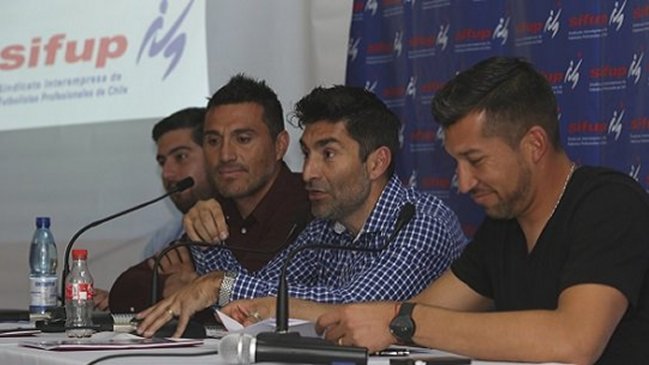 Sifup endureció su postura: No partiremos el torneo con 90 cesantes