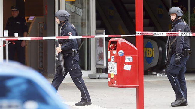 Alemania: Un muerto y varios heridos dejó ataque a cuchilladas en supermercado de Hamburgo