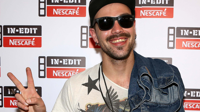 Cantante de la Moral Distraída responde a críticas de Portavoz: 