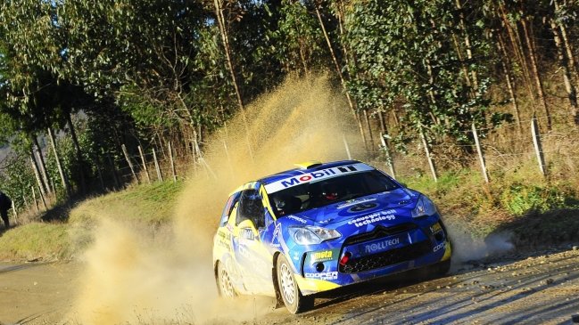 Cristóbal Vidaurre ganó la jornada sabatina del Rally Mobil en Frutillar