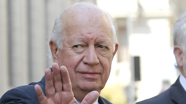 Senador PS confirma que se pensó en 