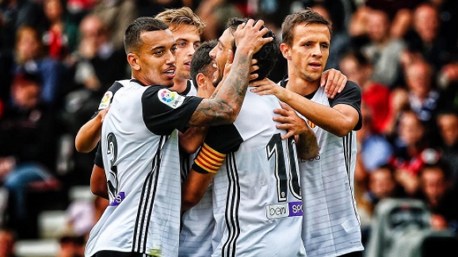 Fabián Orellana le dio la victoria a Valencia en amistoso contra Bournemouth