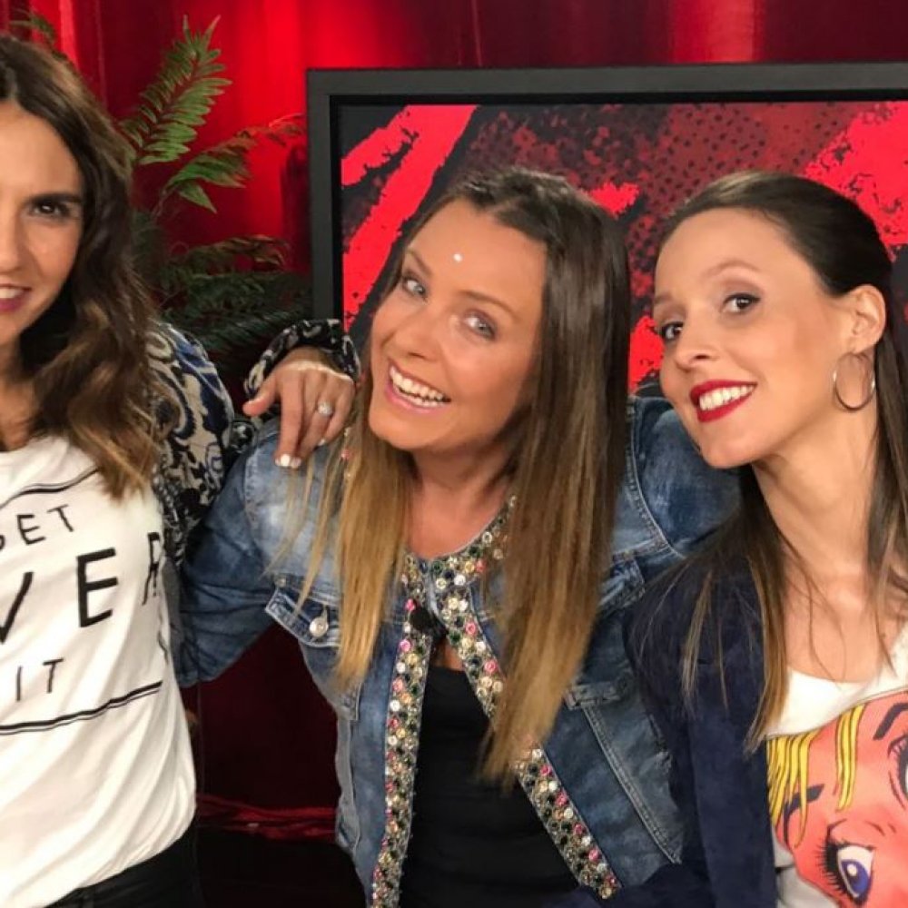 Conductoras de Milf posaron con poca ropa en ensayo