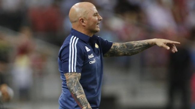 Sampaoli pretende dejar a Mascherano en la suplencia ante Uruguay
