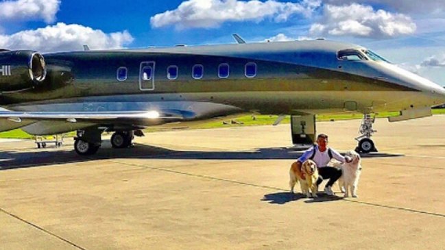 Alexis Sánchez llegó a Londres y entrenó con Arsenal