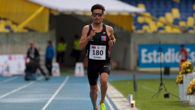 Víctor Aravena se perderá el Mundial de Atletismo por lesión