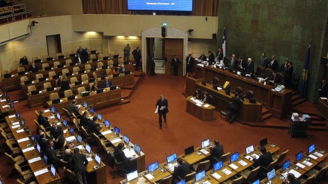 Aborto: Chile Vamos criticó supuesto acuerdo para revisión express del TC