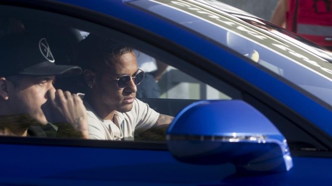 Neymar pasó el miércoles la revisión médica en Portugal, según medio francés