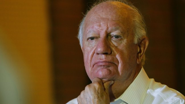 Ricardo Lagos: Todo chileno bien nacido está en contra de la violencia hacia las mujeres