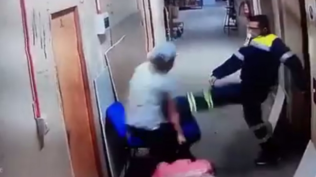 Enfermera embarazada se querellará contra su pareja paramédico tras agresión