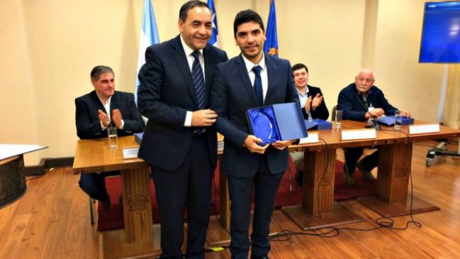 El piloto de rally Jorge Martínez fue condecorado por la Cámara de Diputados