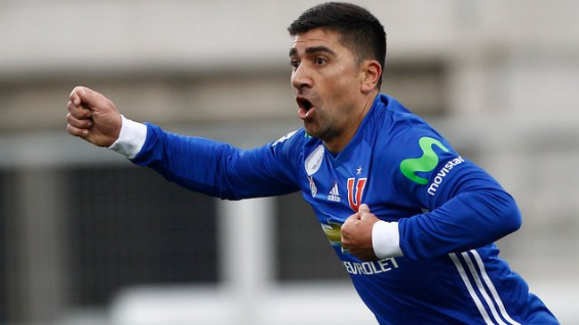 Ronald Fuentes admitió que conversarán con David Pizarro para que se mantenga en la U