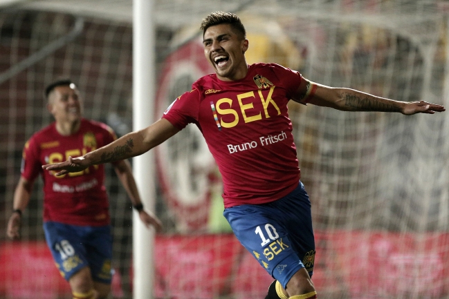 Unión Española complicó el mal momento de la UC