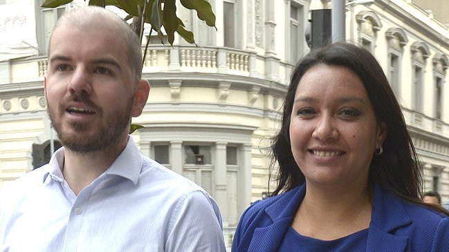 Compañera de lista de Giorgio Jackson: Alberto Mayol me pidió que me bajara