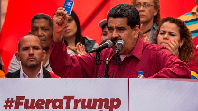 Maduro pide apoyo internacional tras 