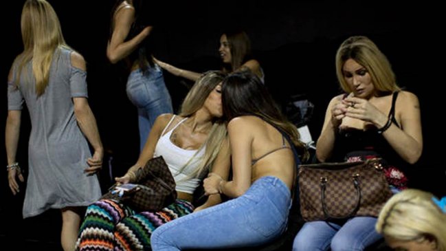 Detienen a banda por explotar a transexuales llegados a España