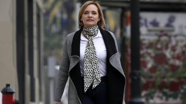 Carolina Goic insiste en debatir con Guillier: 