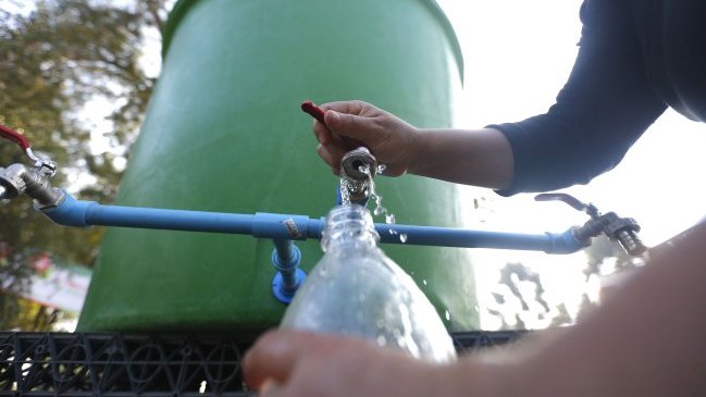 Superintendencia formuló cargos a Aguas Andinas por corte de febrero