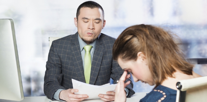Revelan las peores actitudes en una entrevista de trabajo