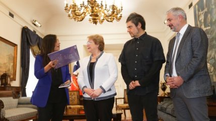   Ángel y Javiera Parra se reunieron con la Presidenta Bachelet 