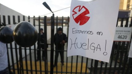   Sindicato de profesionales de la Teletón inició huelga este jueves 