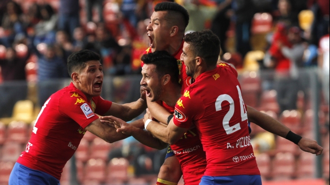 Unión Española batió a San Luis y es líder exclusivo