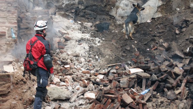 Con simulador de terremotos y alimentos para sobrevivir 25 años llega 