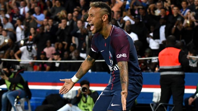 PSG expresó su sorpresa por demanda a Neymar y lamentó la actitud de FC Barcelona