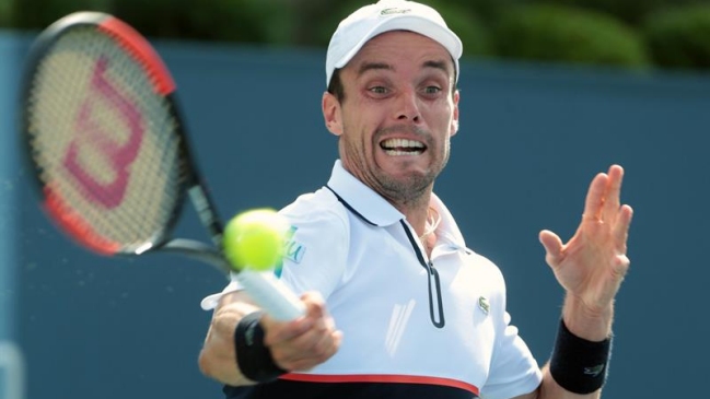 Roberto Bautista defendió su calidad de máximo favorito en Winston-Salem