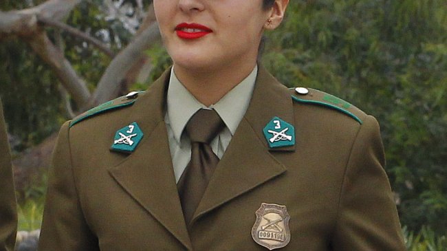 Carabineros desvinculó a alta oficial investigada por eventual corrupción